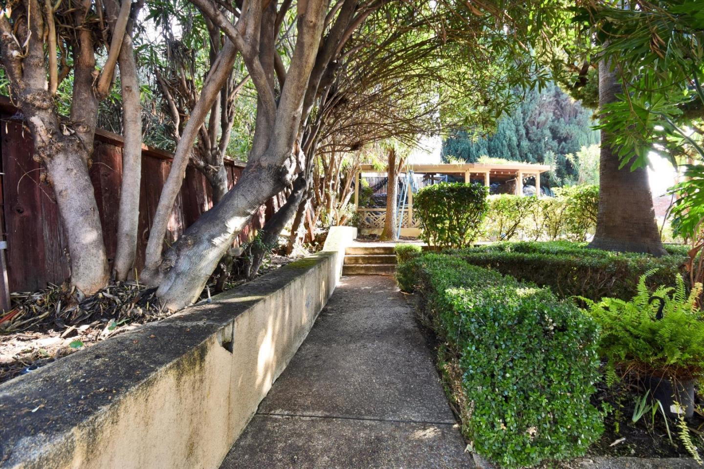 Detail Gallery Image 55 of 61 For 372 Fleming Ave, San Jose,  CA 95127 - 4 Beds | 2 Baths