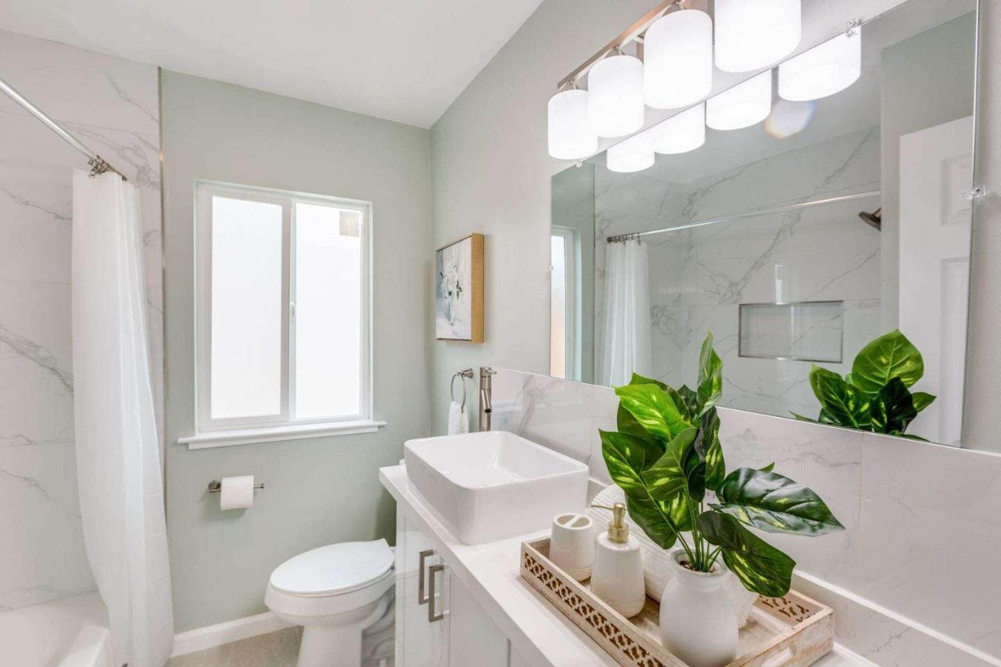 Detail Gallery Image 10 of 18 For 86 N Claremont Ave, San Jose,  CA 95127 - 4 Beds | 4 Baths