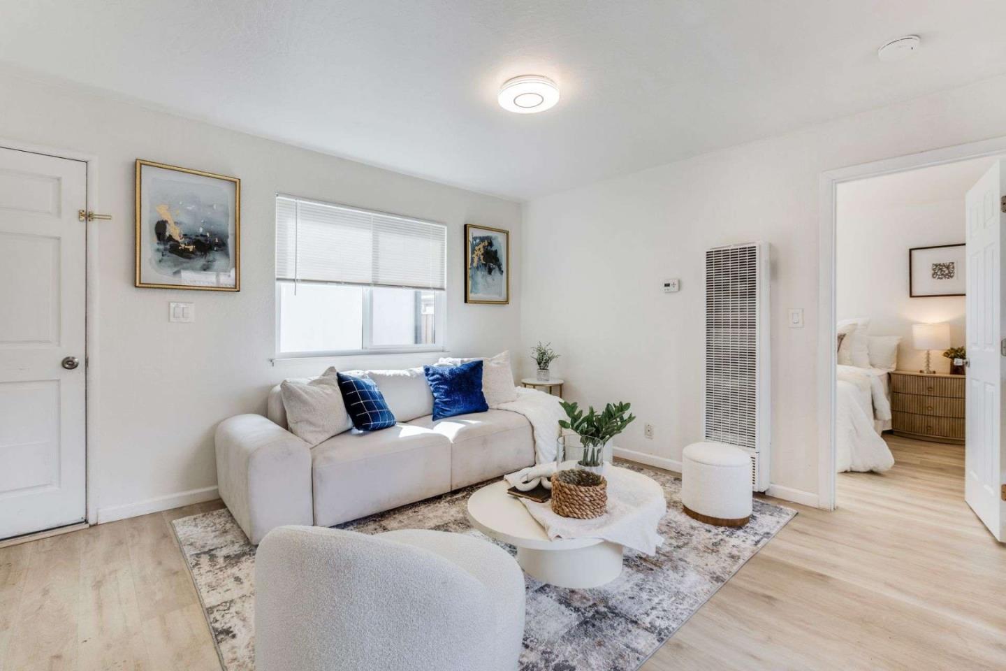 Detail Gallery Image 6 of 18 For 86 N Claremont Ave, San Jose,  CA 95127 - 4 Beds | 4 Baths