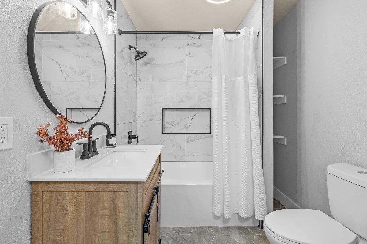 Detail Gallery Image 18 of 38 For 129 N Filice St, Salinas,  CA 93905 - 2 Beds | 1 Baths