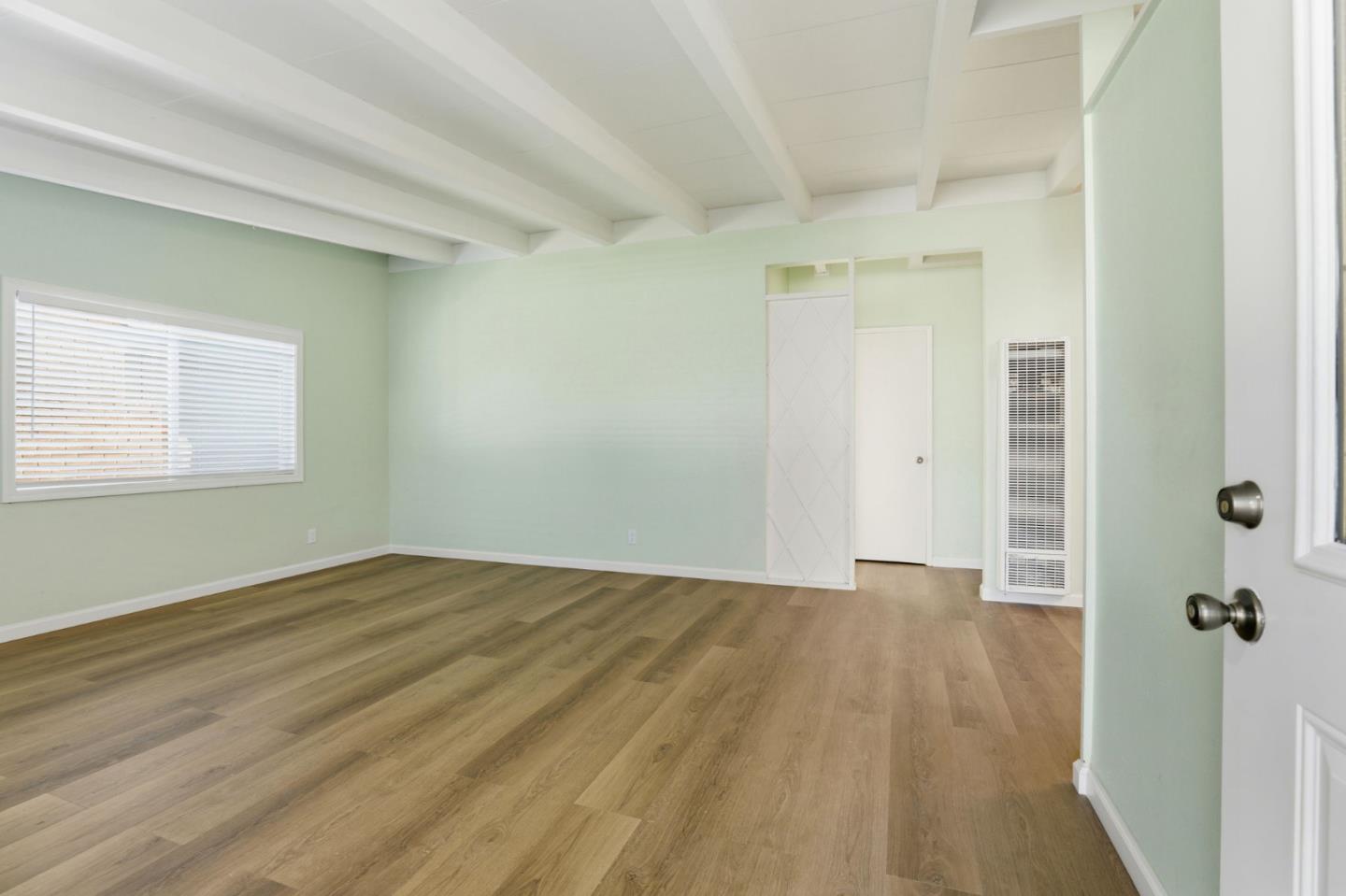 Detail Gallery Image 14 of 37 For 458 Rainier Dr, Salinas,  CA 93906 - 3 Beds | 2 Baths