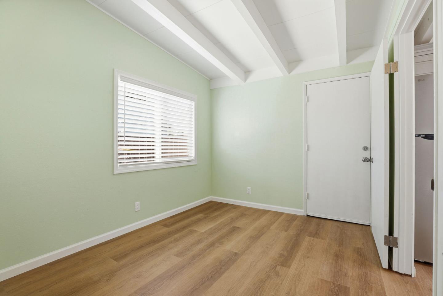 Detail Gallery Image 18 of 37 For 458 Rainier Dr, Salinas,  CA 93906 - 3 Beds | 2 Baths