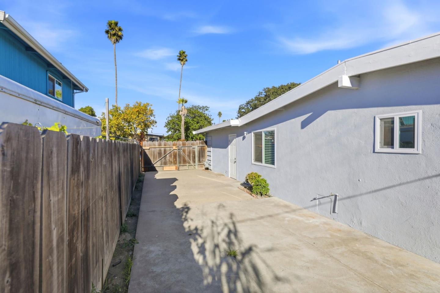 Detail Gallery Image 35 of 37 For 458 Rainier Dr, Salinas,  CA 93906 - 3 Beds | 2 Baths