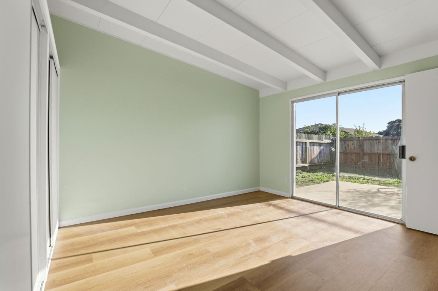 Detail Gallery Image 8 of 37 For 458 Rainier Dr, Salinas,  CA 93906 - 3 Beds | 2 Baths