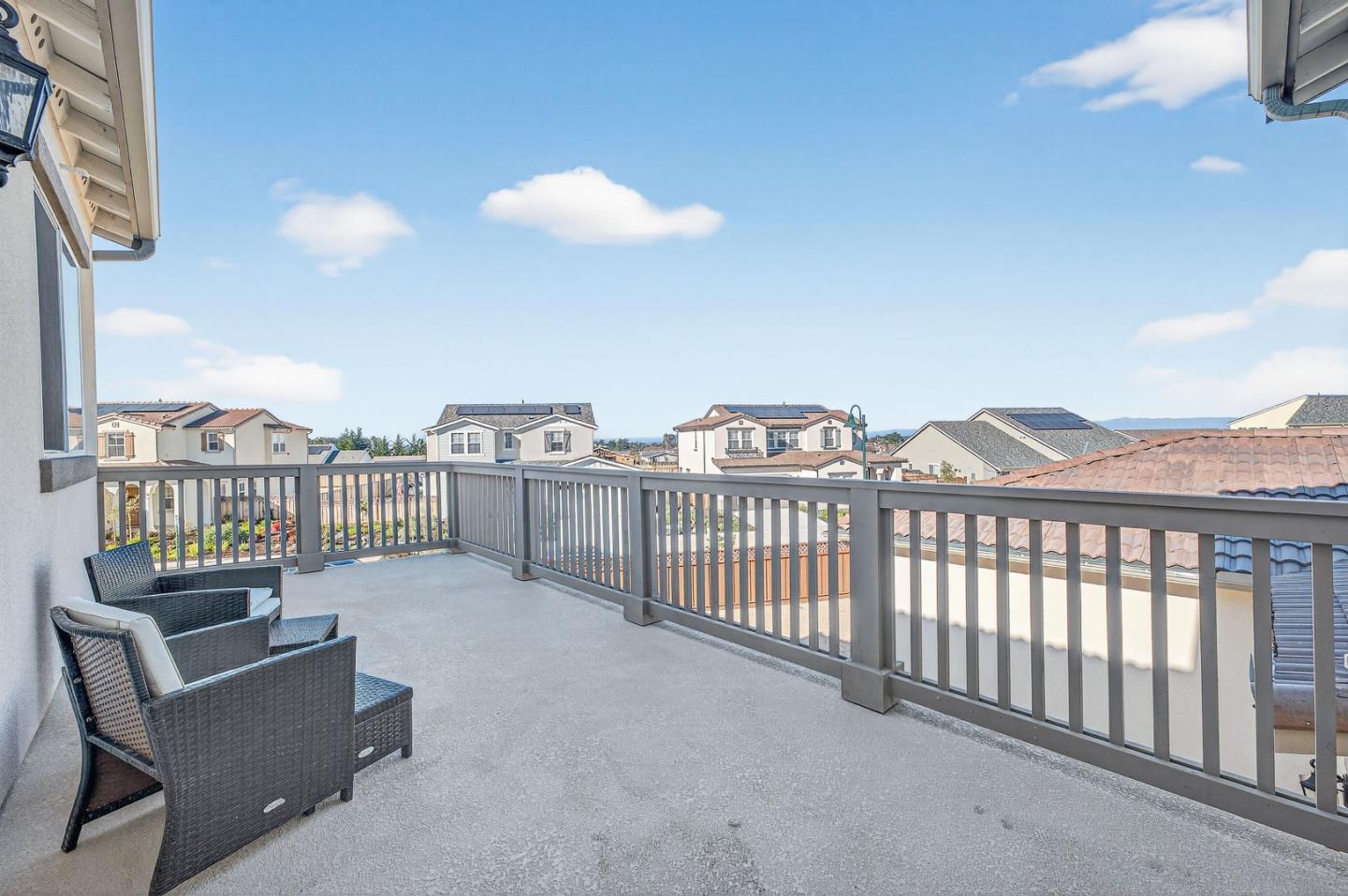 Detail Gallery Image 26 of 37 For 585 Santa Lucia Way, Marina,  CA 93933 - 4 Beds | 3 Baths