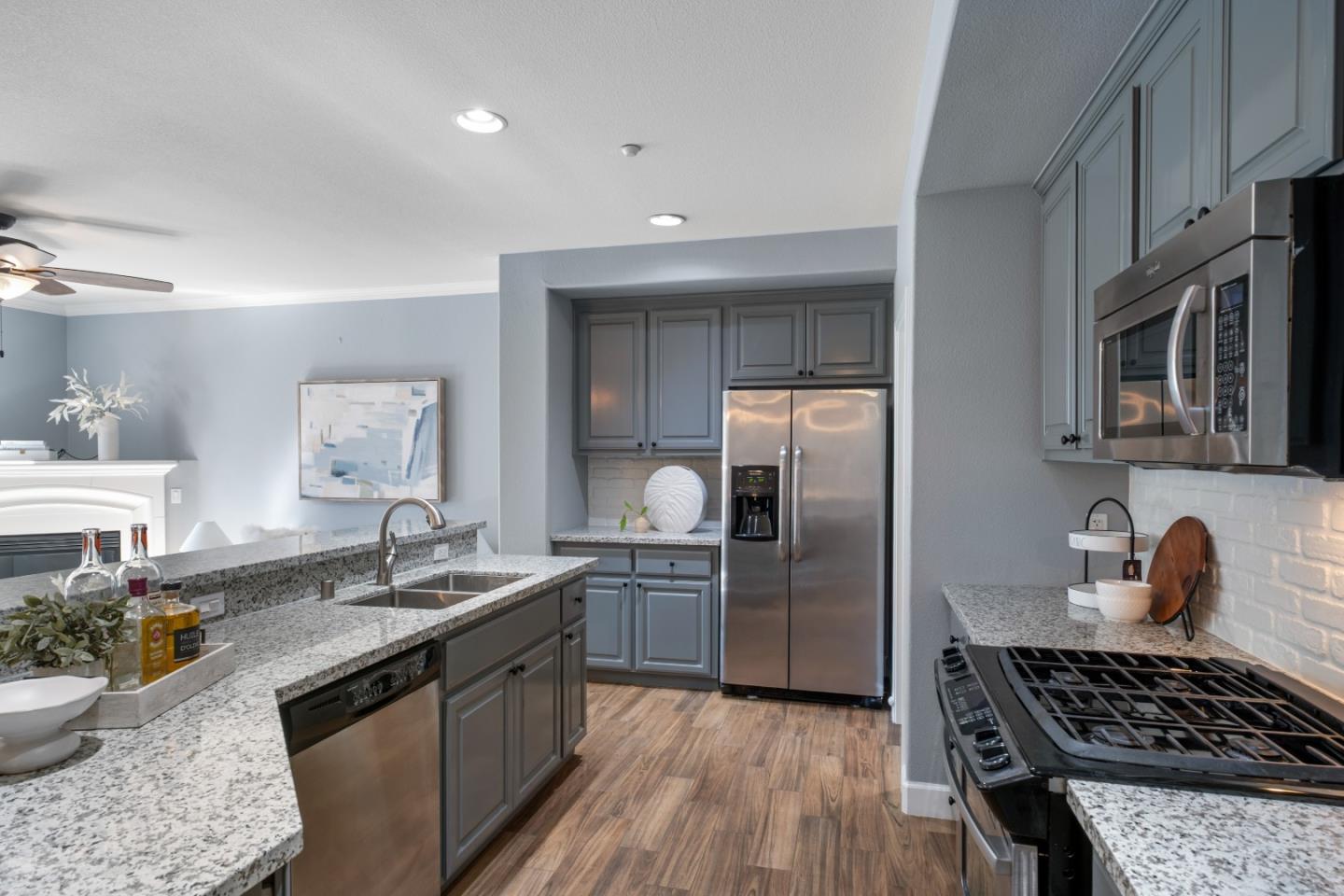 Detail Gallery Image 18 of 48 For 1339 Marcello Dr, San Jose,  CA 95131 - 2 Beds | 2/1 Baths