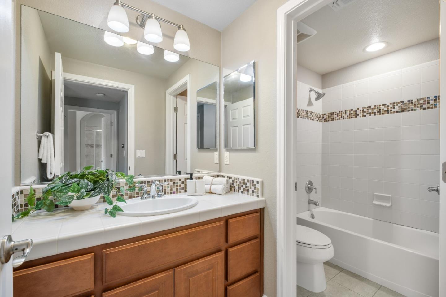Detail Gallery Image 36 of 48 For 1339 Marcello Dr, San Jose,  CA 95131 - 2 Beds | 2/1 Baths