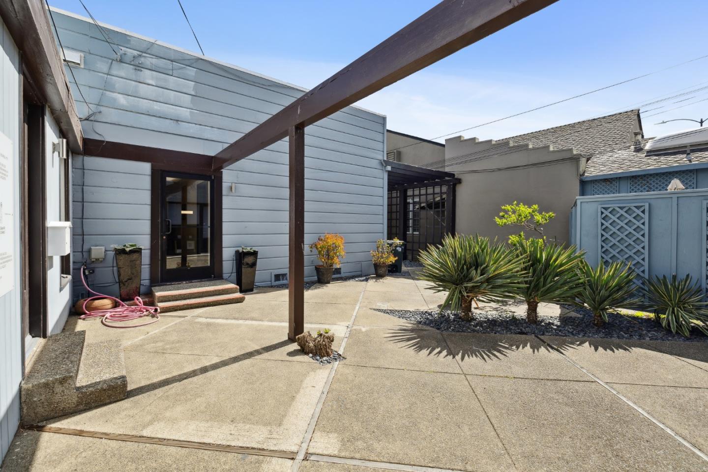 Detail Gallery Image 11 of 22 For 251 Park Rd, Burlingame,  CA 94010 - – Beds | – Baths