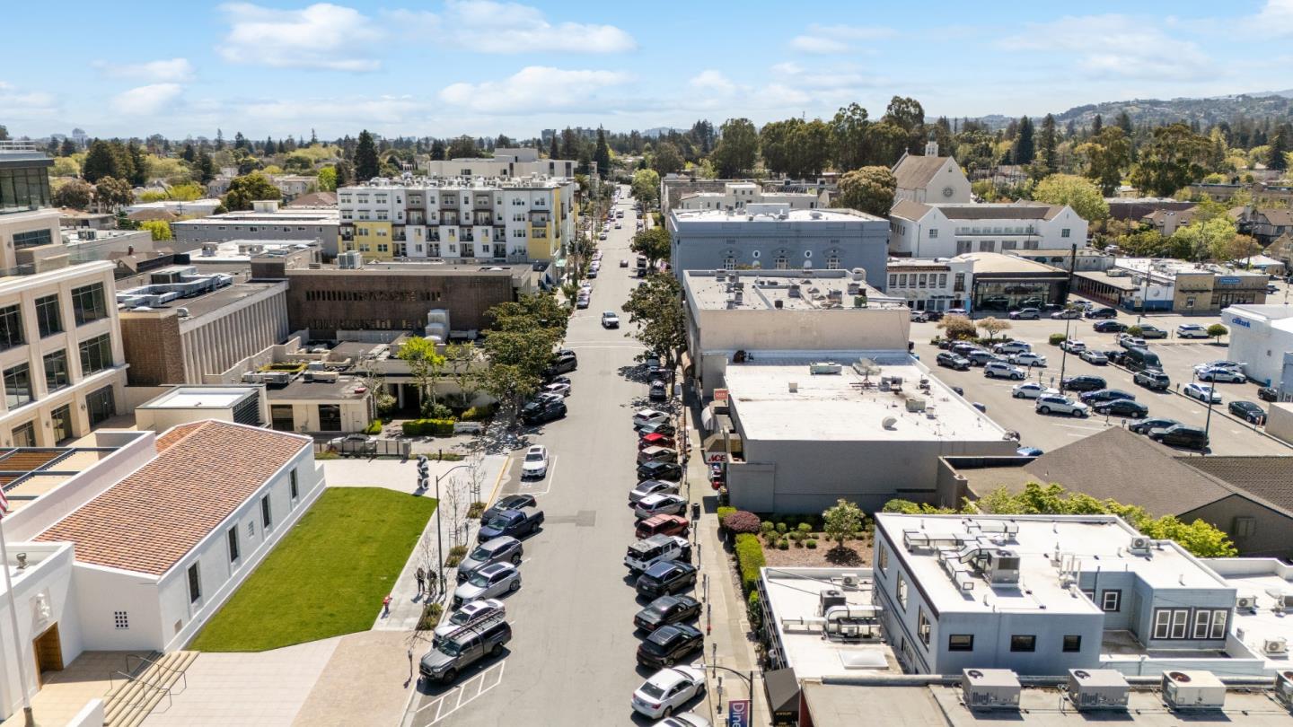 Detail Gallery Image 15 of 22 For 251 Park Rd, Burlingame,  CA 94010 - – Beds | – Baths