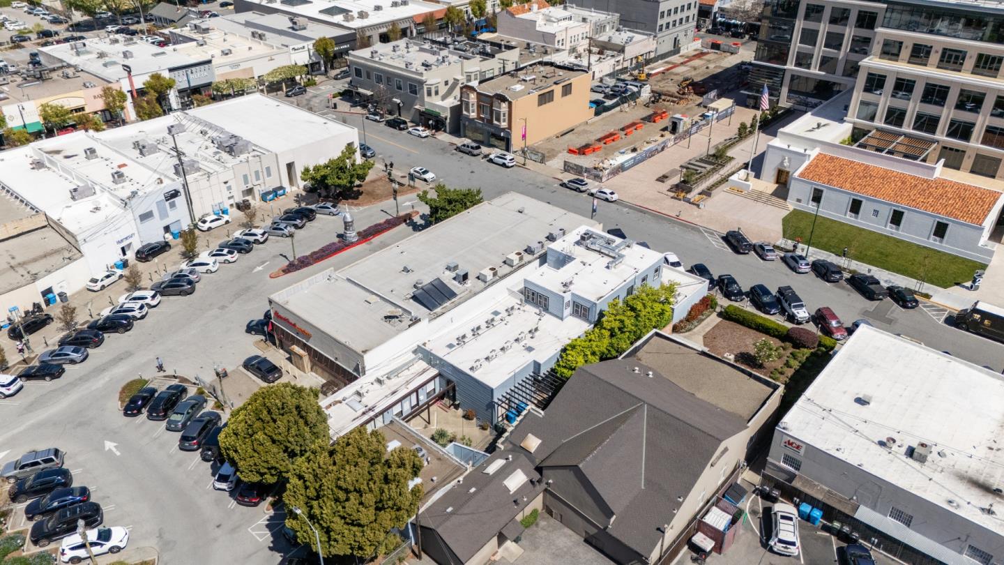 Detail Gallery Image 18 of 22 For 251 Park Rd, Burlingame,  CA 94010 - – Beds | – Baths