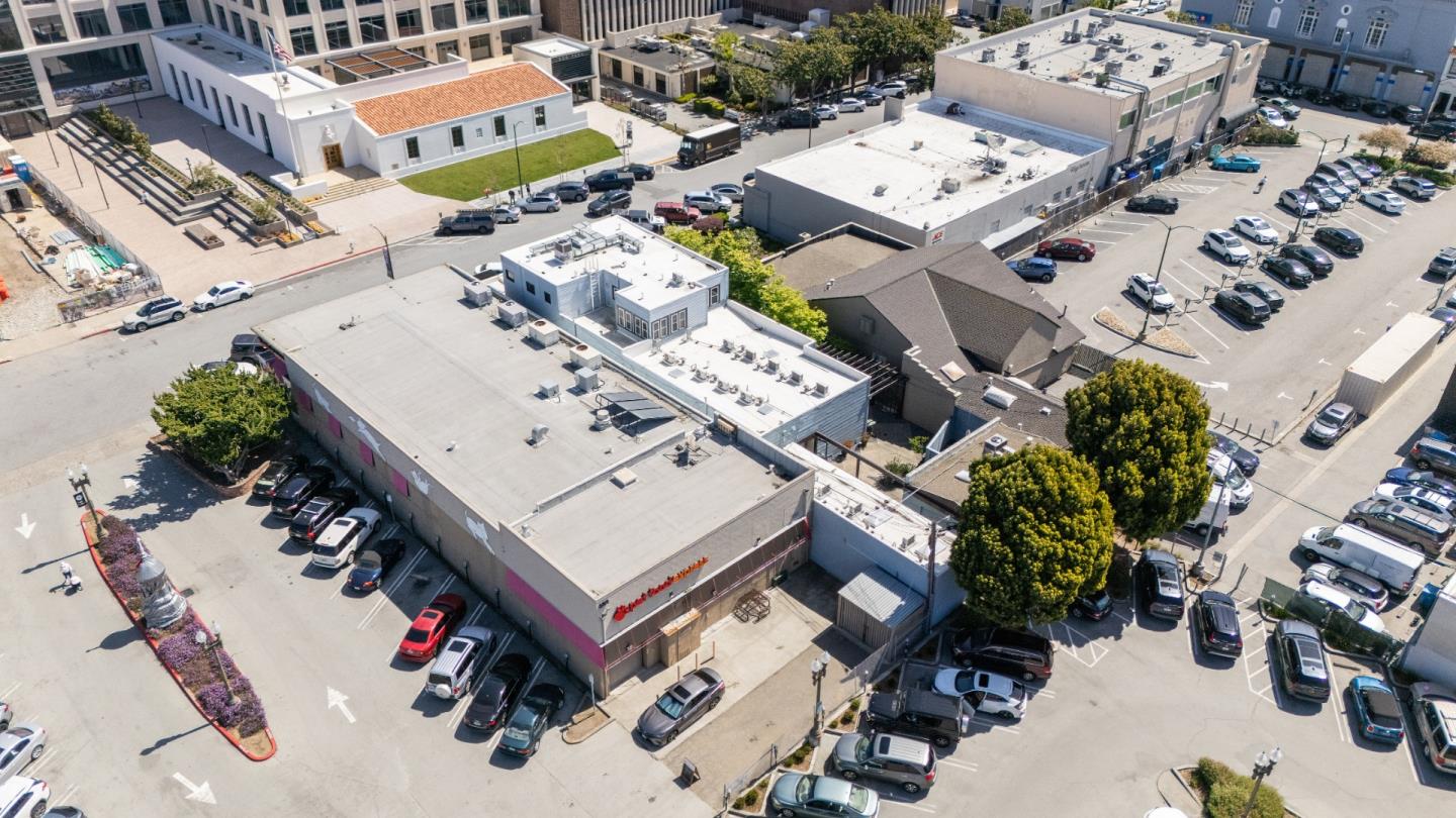 Detail Gallery Image 19 of 22 For 251 Park Rd, Burlingame,  CA 94010 - – Beds | – Baths