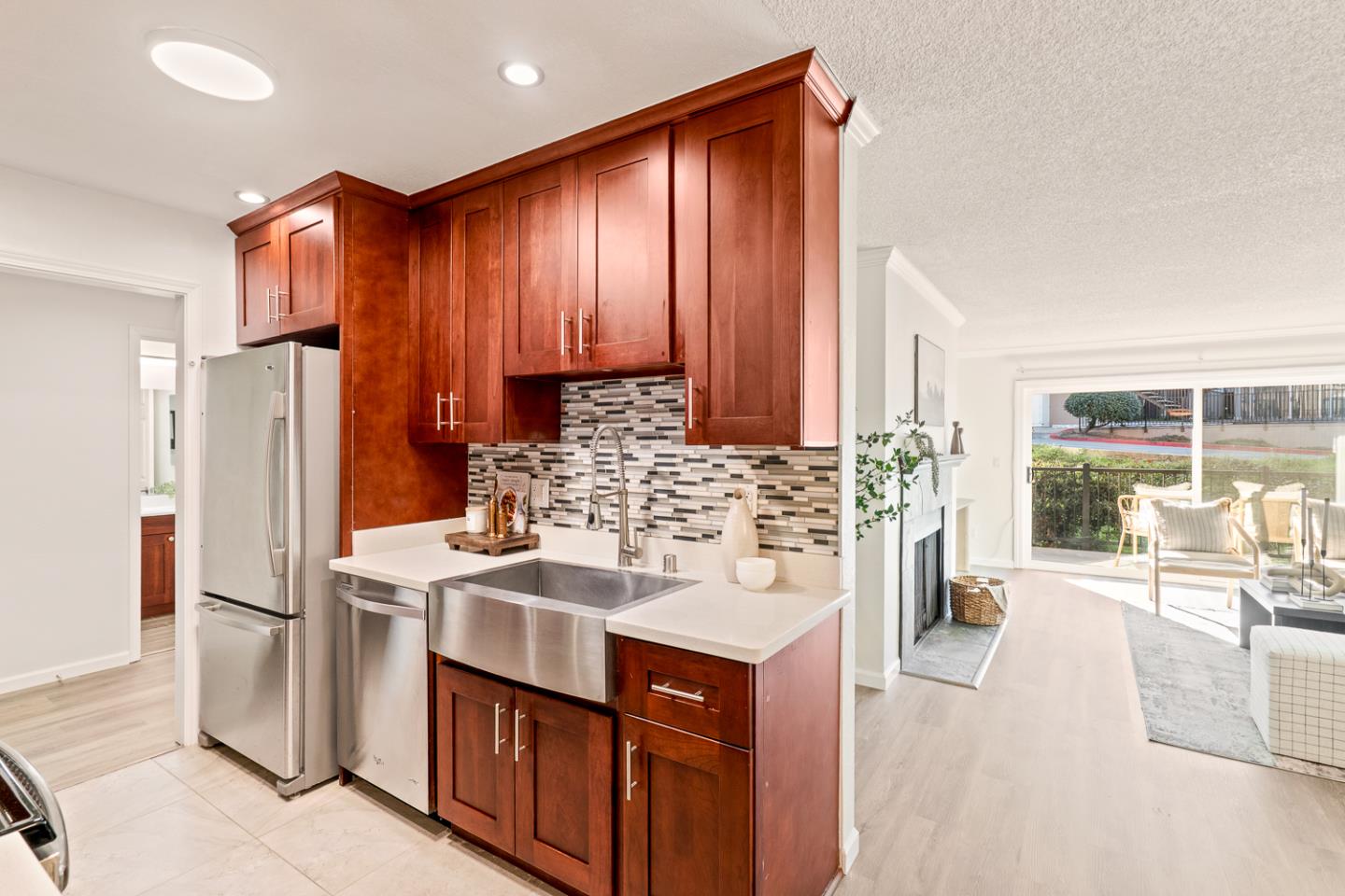 Detail Gallery Image 14 of 46 For 1031 Cherry Ave #29,  San Bruno,  CA 94066 - 2 Beds | 2 Baths