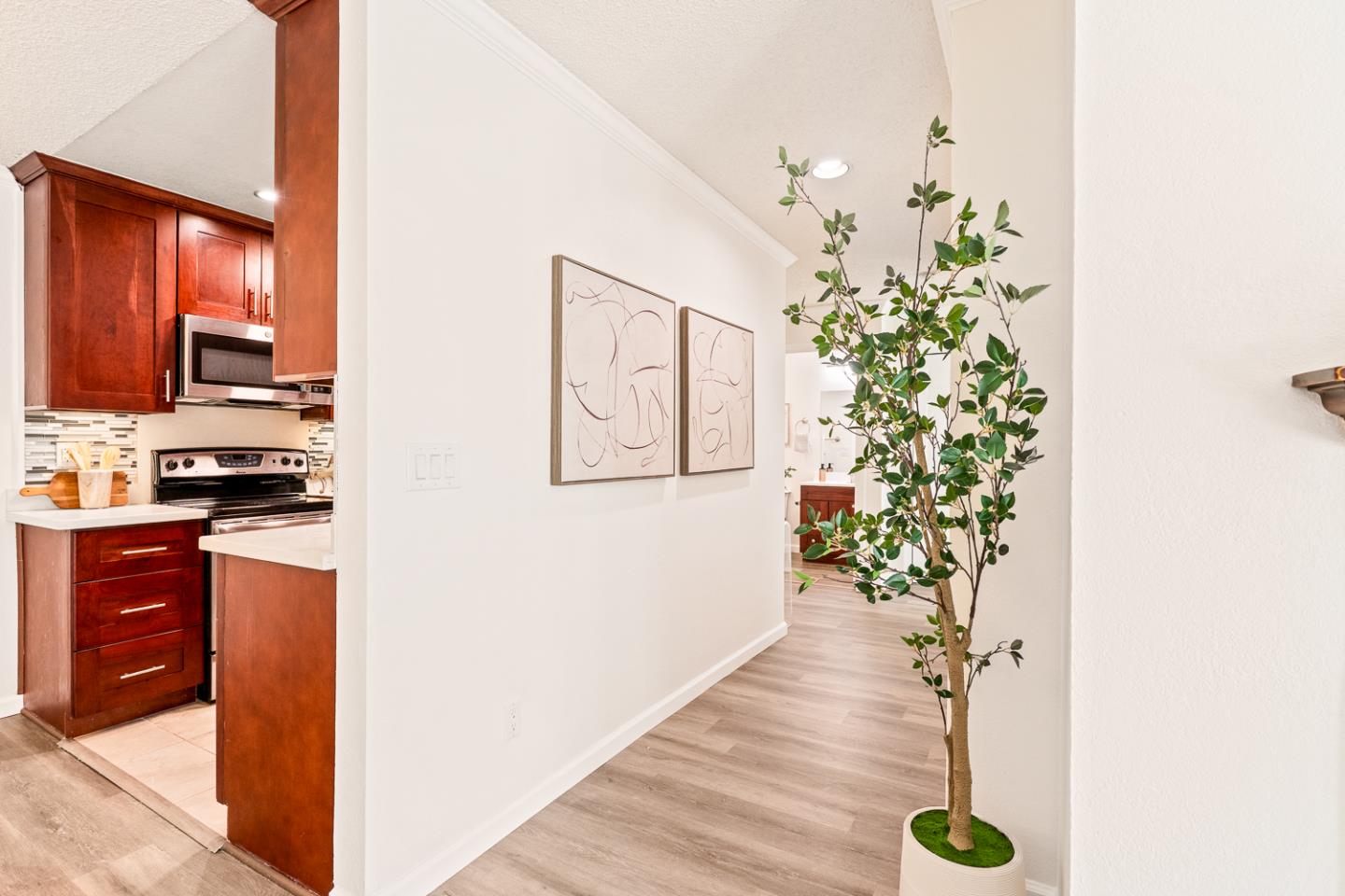 Detail Gallery Image 17 of 46 For 1031 Cherry Ave #29,  San Bruno,  CA 94066 - 2 Beds | 2 Baths