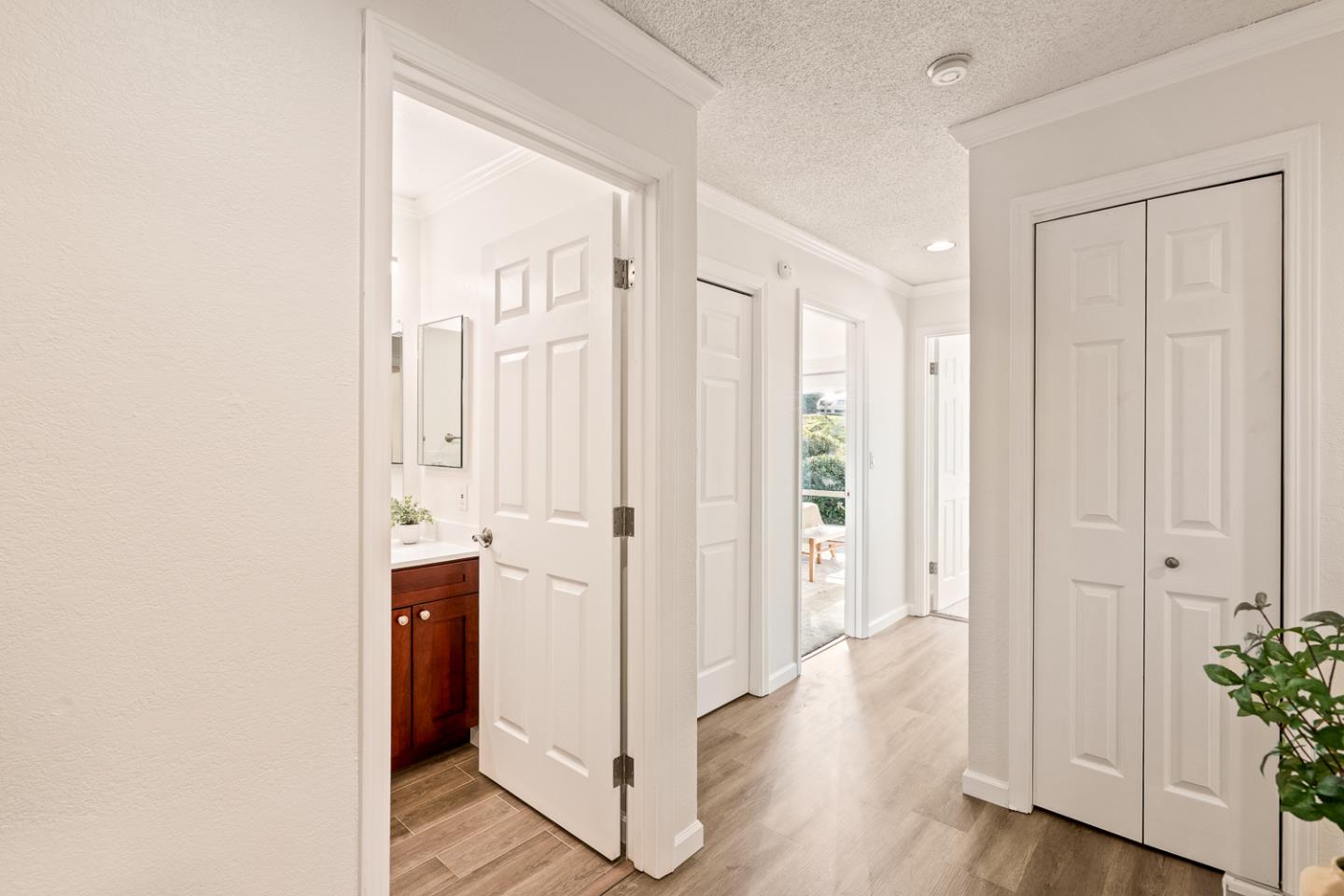 Detail Gallery Image 19 of 46 For 1031 Cherry Ave #29,  San Bruno,  CA 94066 - 2 Beds | 2 Baths