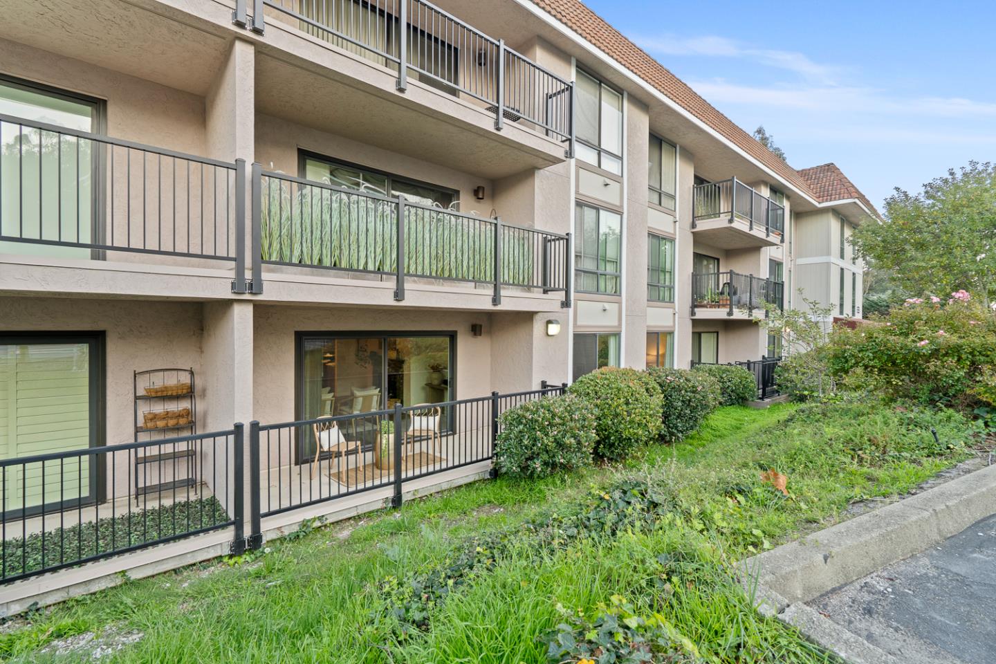 Detail Gallery Image 38 of 46 For 1031 Cherry Ave #29,  San Bruno,  CA 94066 - 2 Beds | 2 Baths