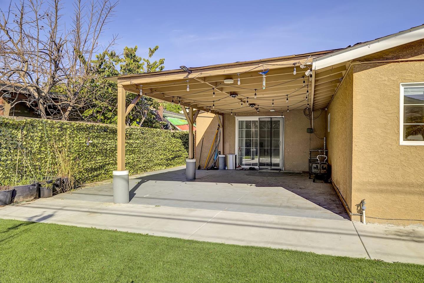 Detail Gallery Image 28 of 39 For 404 El Cajon Dr, San Jose,  CA 95111 - 3 Beds | 2 Baths