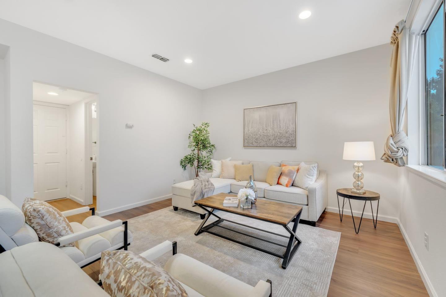 Detail Gallery Image 21 of 49 For 827 Sagewood Ln, Tracy,  CA 95377 - 3 Beds | 2/1 Baths