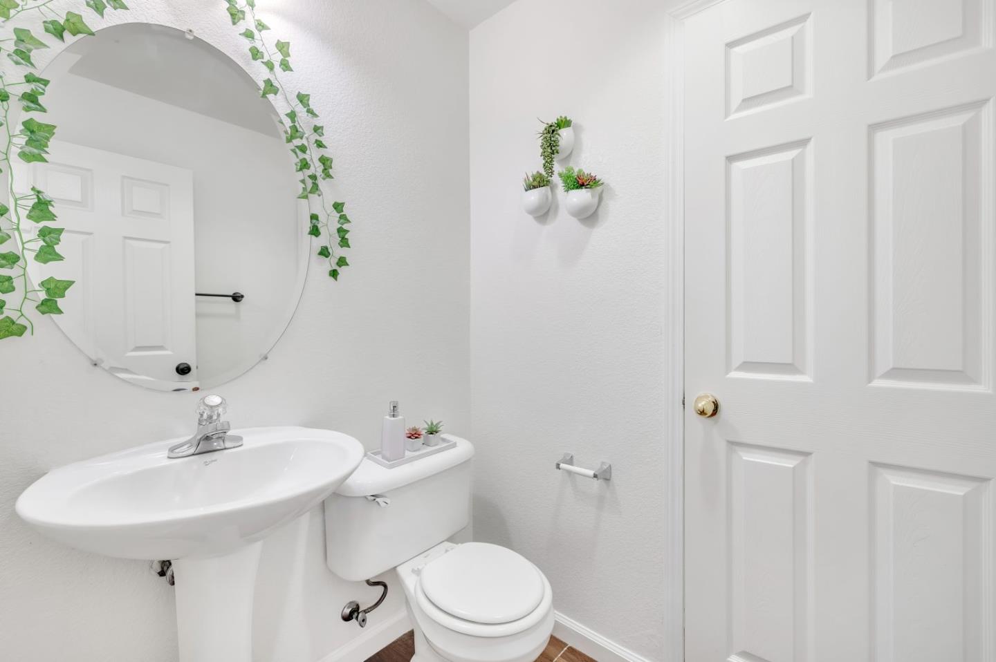 Detail Gallery Image 24 of 49 For 827 Sagewood Ln, Tracy,  CA 95377 - 3 Beds | 2/1 Baths