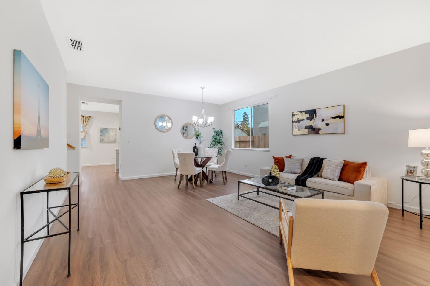 Detail Gallery Image 5 of 49 For 827 Sagewood Ln, Tracy,  CA 95377 - 3 Beds | 2/1 Baths