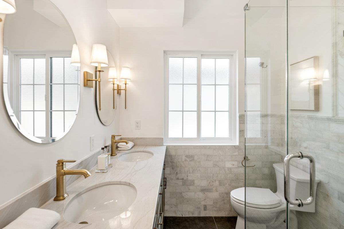 Detail Gallery Image 16 of 22 For 1476 Drake Ave, Burlingame,  CA 94010 - 5 Beds | 4 Baths