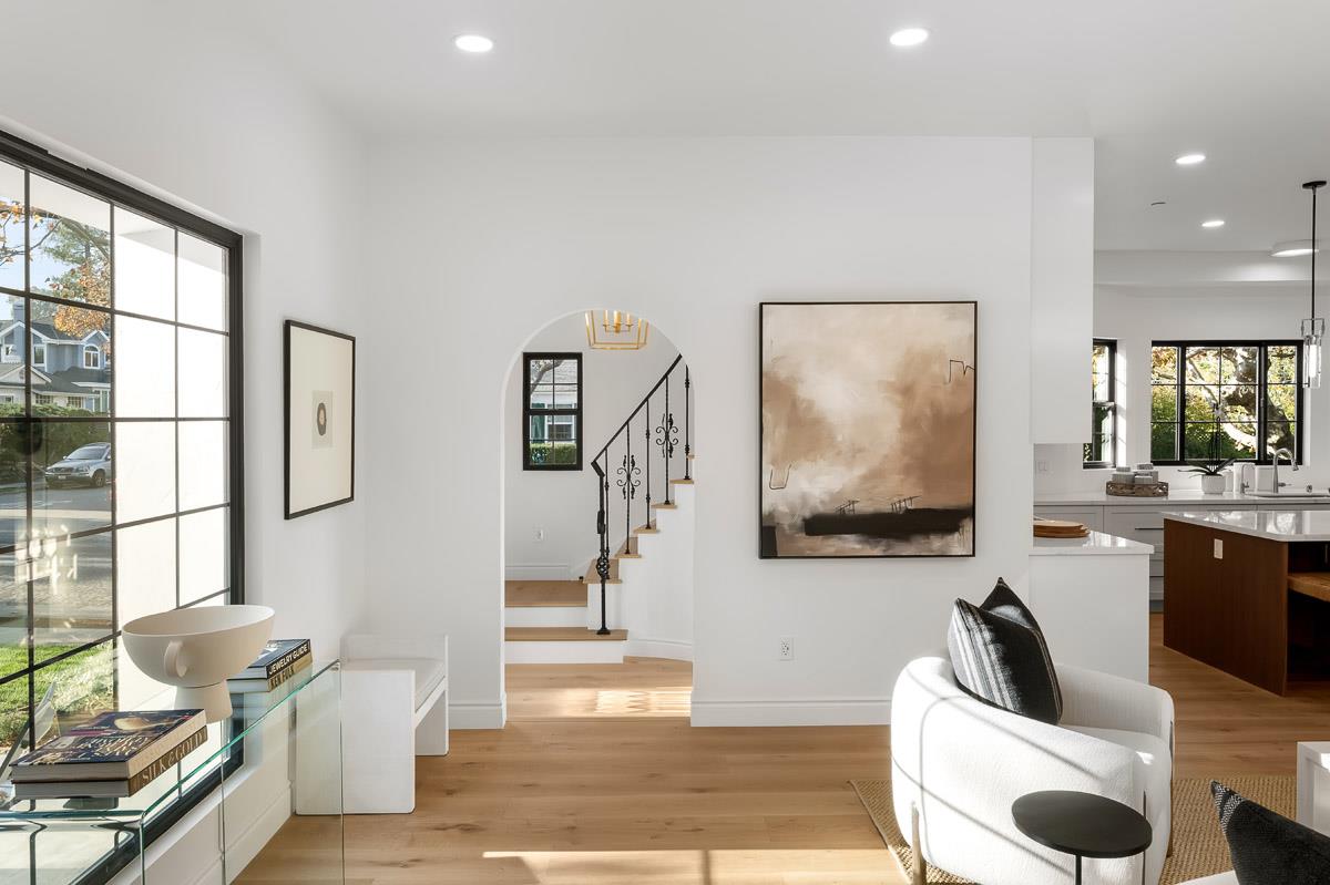 Detail Gallery Image 3 of 22 For 1476 Drake Ave, Burlingame,  CA 94010 - 5 Beds | 4 Baths