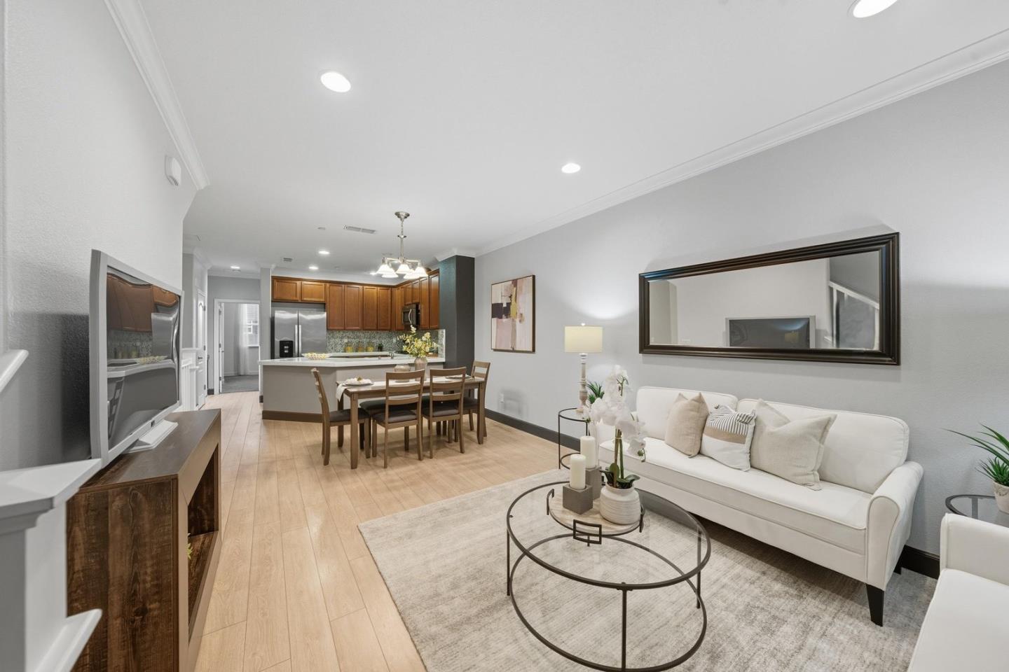 Detail Gallery Image 11 of 30 For 2870 Monroe Ter, San Jose,  CA 95128 - 3 Beds | 3 Baths