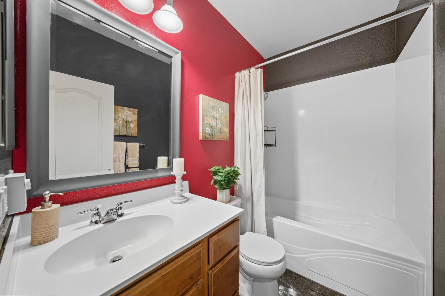 Detail Gallery Image 8 of 30 For 2870 Monroe Ter, San Jose,  CA 95128 - 3 Beds | 3 Baths