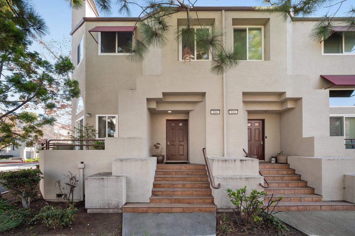 Detail Gallery Image 30 of 34 For 104 E Court Ln, Foster City,  CA 94404 - 2 Beds | 2/1 Baths