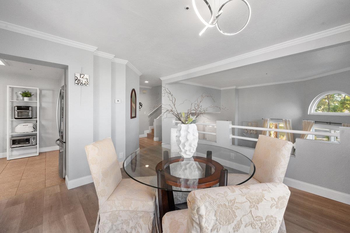 Detail Gallery Image 7 of 34 For 104 E Court Ln, Foster City,  CA 94404 - 2 Beds | 2/1 Baths