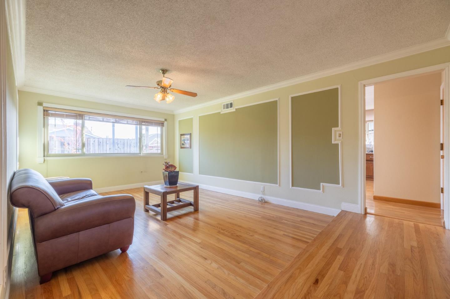 Detail Gallery Image 7 of 50 For 3276 Andora Dr, San Jose,  CA 95148 - 3 Beds | 2 Baths