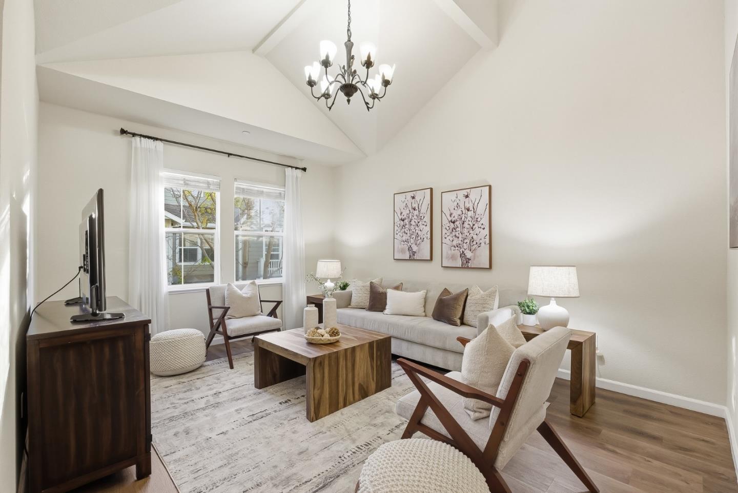 Detail Gallery Image 15 of 47 For 687 Montara Ter, Sunnyvale,  CA 94085 - 3 Beds | 3 Baths