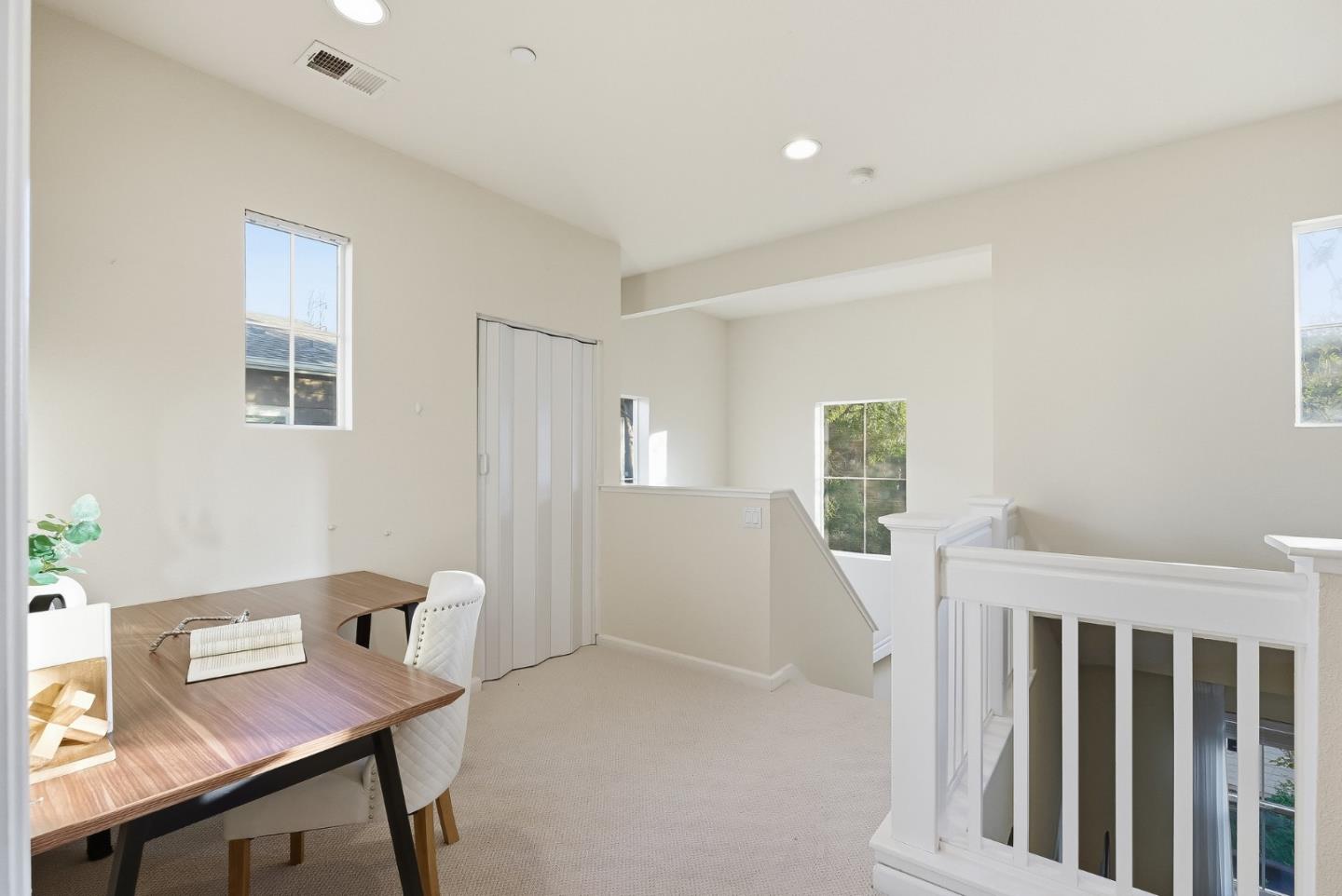 Detail Gallery Image 35 of 47 For 687 Montara Ter, Sunnyvale,  CA 94085 - 3 Beds | 3 Baths