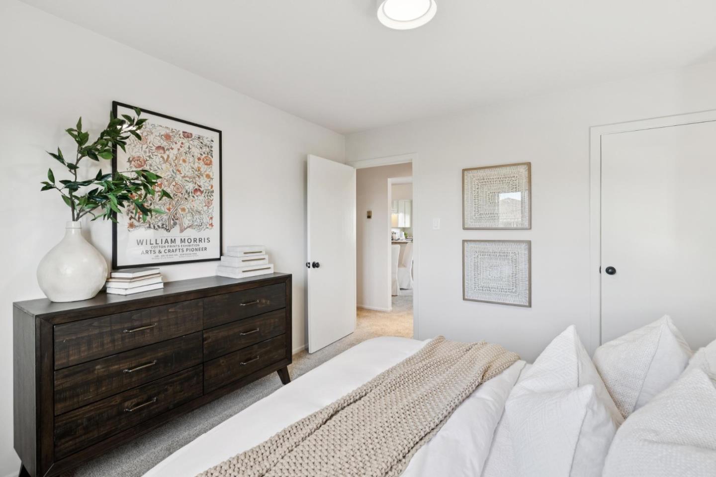 Detail Gallery Image 27 of 48 For 300 San Pablo Ave, Millbrae,  CA 94030 - 3 Beds | 1 Baths