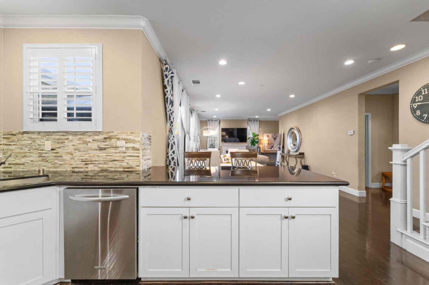 Detail Gallery Image 10 of 32 For 6295 Church St, Gilroy,  CA 95020 - 4 Beds | 2/1 Baths