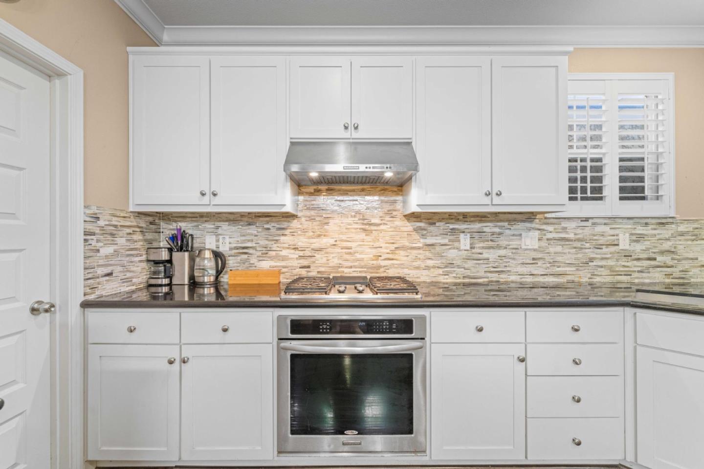 Detail Gallery Image 11 of 32 For 6295 Church St, Gilroy,  CA 95020 - 4 Beds | 2/1 Baths