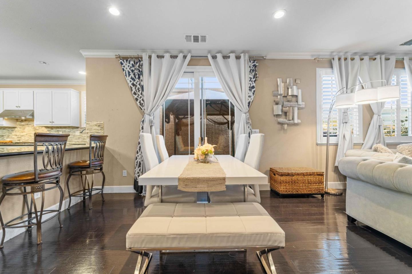 Detail Gallery Image 7 of 32 For 6295 Church St, Gilroy,  CA 95020 - 4 Beds | 2/1 Baths