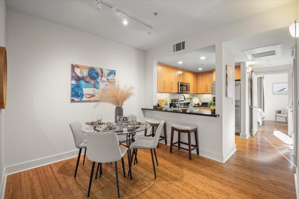 Detail Gallery Image 10 of 16 For 1 E Julian St #217,  San Jose,  CA 95112 - 1 Beds | 1 Baths