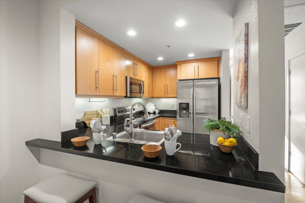 Detail Gallery Image 8 of 16 For 1 E Julian St #217,  San Jose,  CA 95112 - 1 Beds | 1 Baths