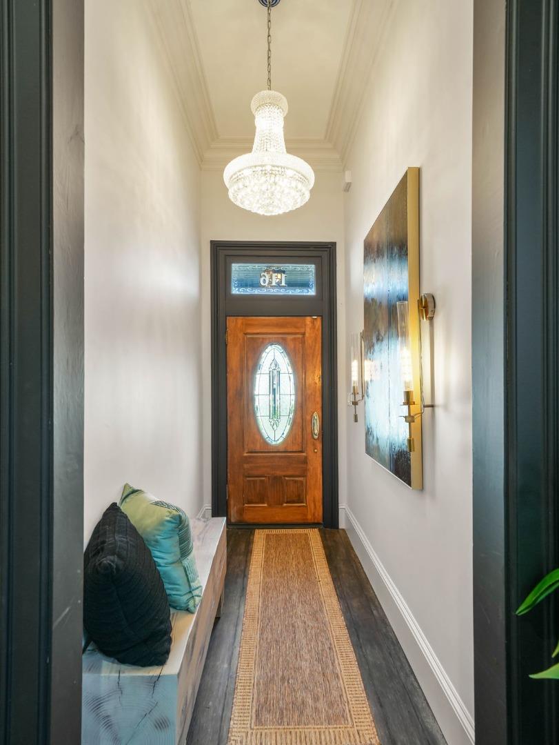 Detail Gallery Image 12 of 68 For 116 Fox Ave, San Jose,  CA 95110 - 3 Beds | 2/1 Baths