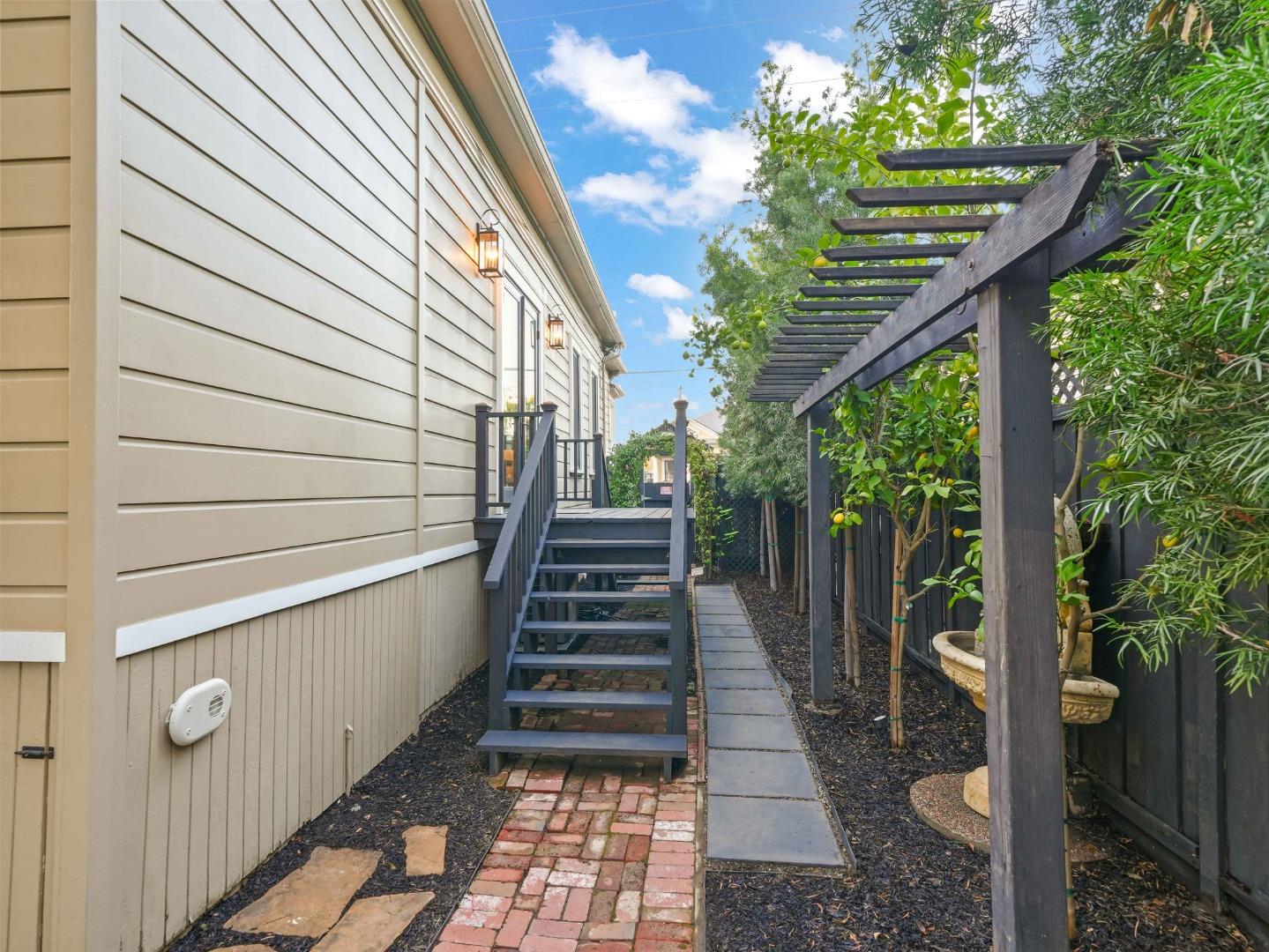 Detail Gallery Image 45 of 68 For 116 Fox Ave, San Jose,  CA 95110 - 3 Beds | 2/1 Baths