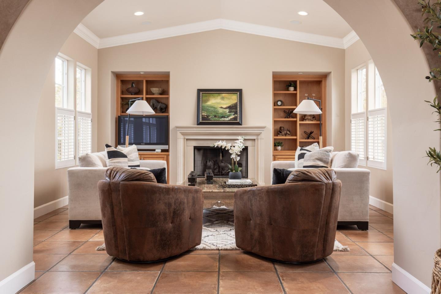 Detail Gallery Image 10 of 32 For 214 Mirasol Way, Monterey,  CA 93940 - 3 Beds | 3 Baths