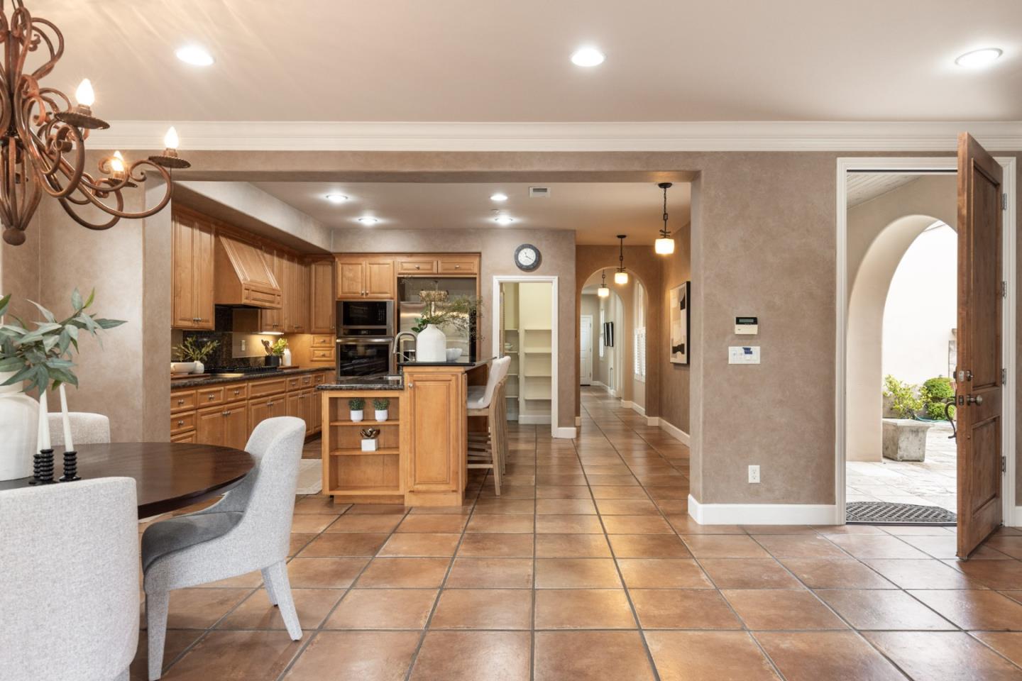 Detail Gallery Image 11 of 32 For 214 Mirasol Way, Monterey,  CA 93940 - 3 Beds | 3 Baths