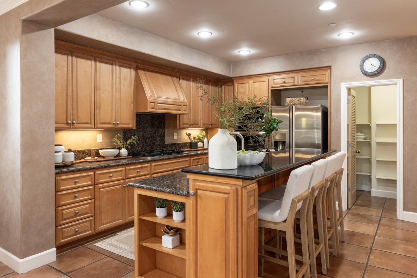 Detail Gallery Image 12 of 32 For 214 Mirasol Way, Monterey,  CA 93940 - 3 Beds | 3 Baths