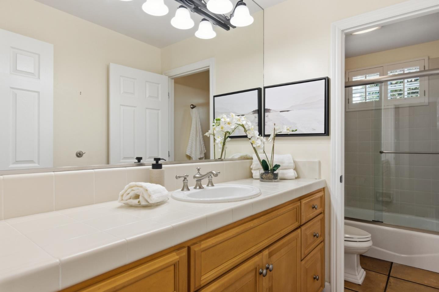 Detail Gallery Image 16 of 32 For 214 Mirasol Way, Monterey,  CA 93940 - 3 Beds | 3 Baths