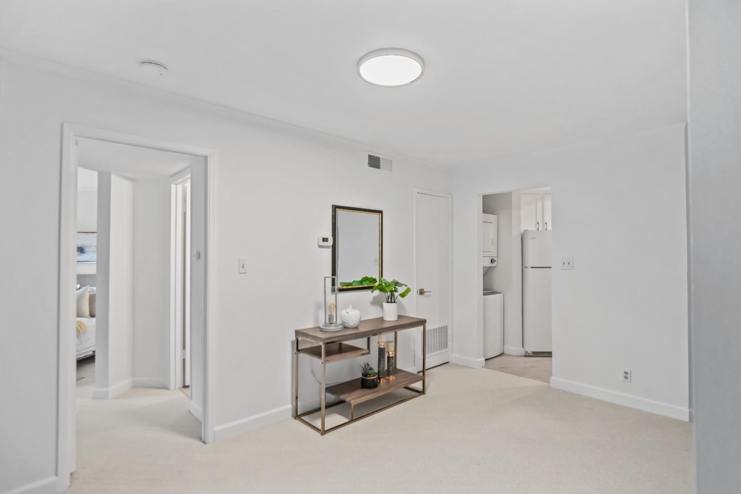 Detail Gallery Image 10 of 26 For 999 W Evelyn Ter #54,  Sunnyvale,  CA 94086 - 1 Beds | 1 Baths