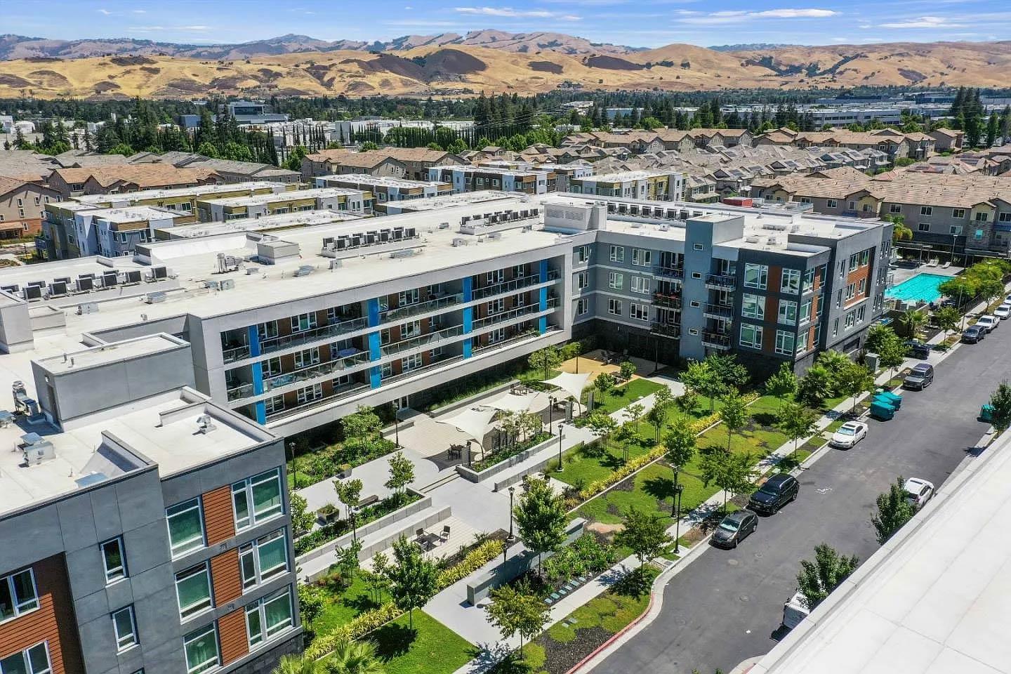 Detail Gallery Image 12 of 18 For 5925 Charlotte Dr #414,  San Jose,  CA 95123 - 3 Beds | 2 Baths