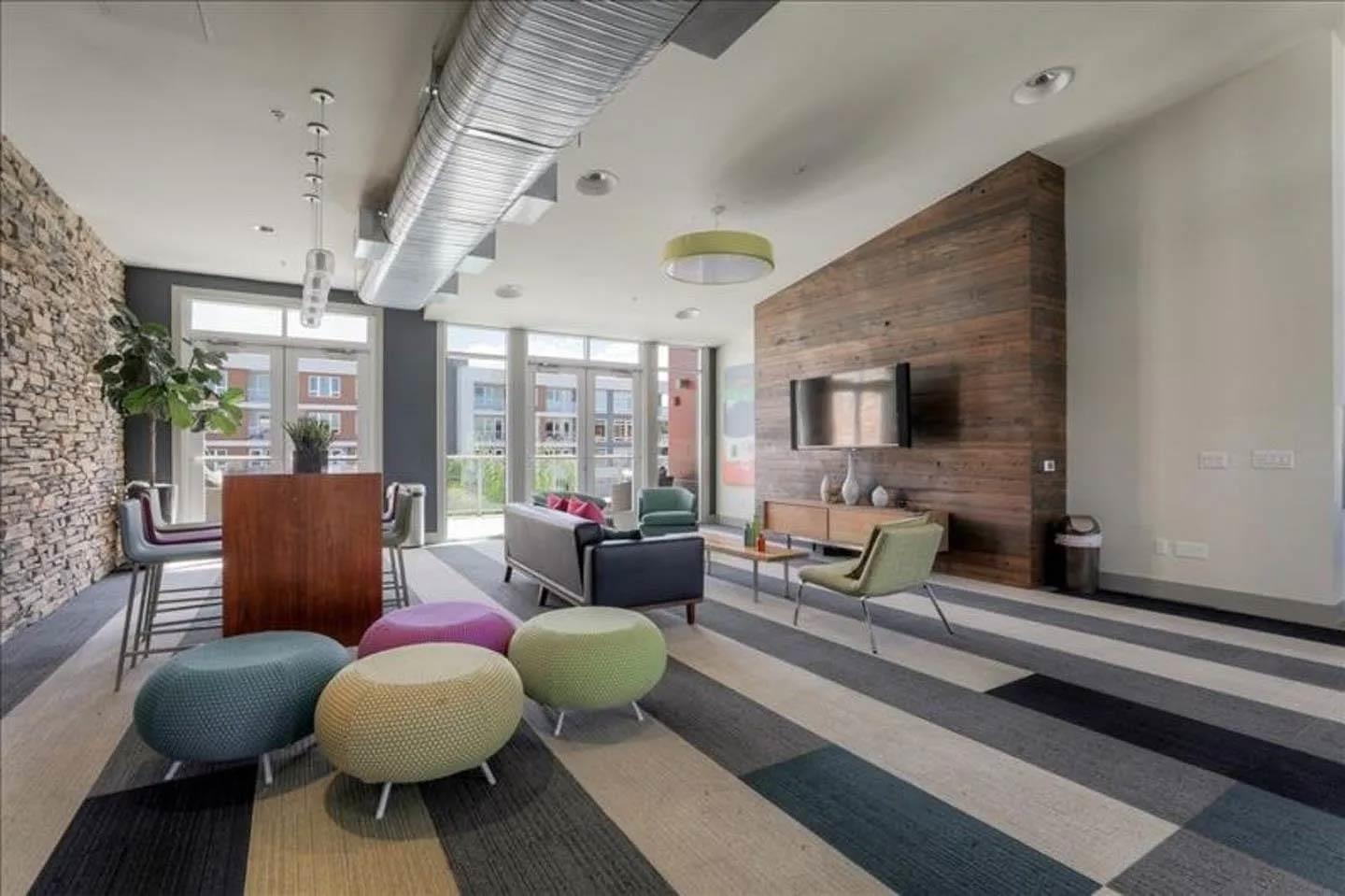 Detail Gallery Image 16 of 18 For 5925 Charlotte Dr #414,  San Jose,  CA 95123 - 3 Beds | 2 Baths