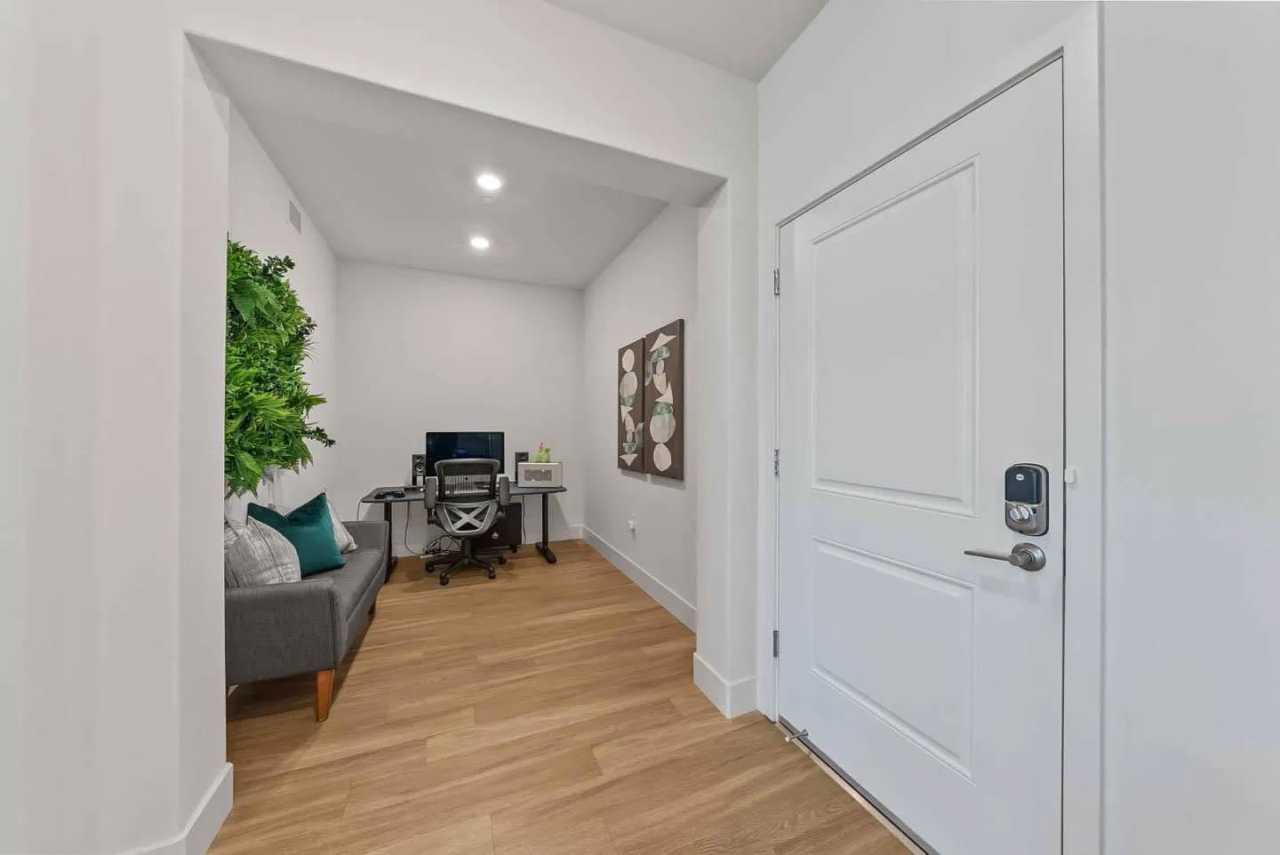 Detail Gallery Image 4 of 18 For 5925 Charlotte Dr #414,  San Jose,  CA 95123 - 3 Beds | 2 Baths