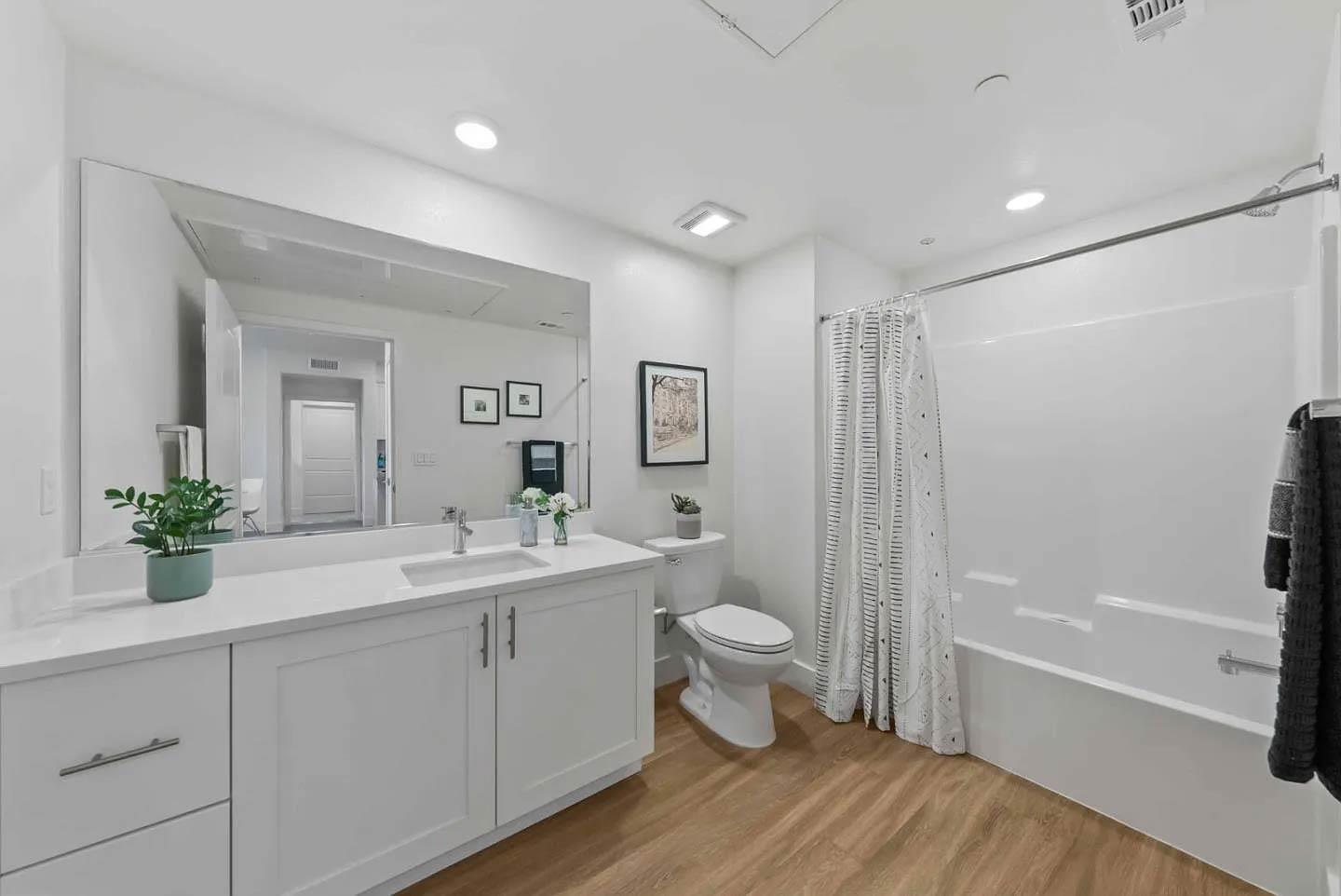 Detail Gallery Image 8 of 18 For 5925 Charlotte Dr #414,  San Jose,  CA 95123 - 3 Beds | 2 Baths