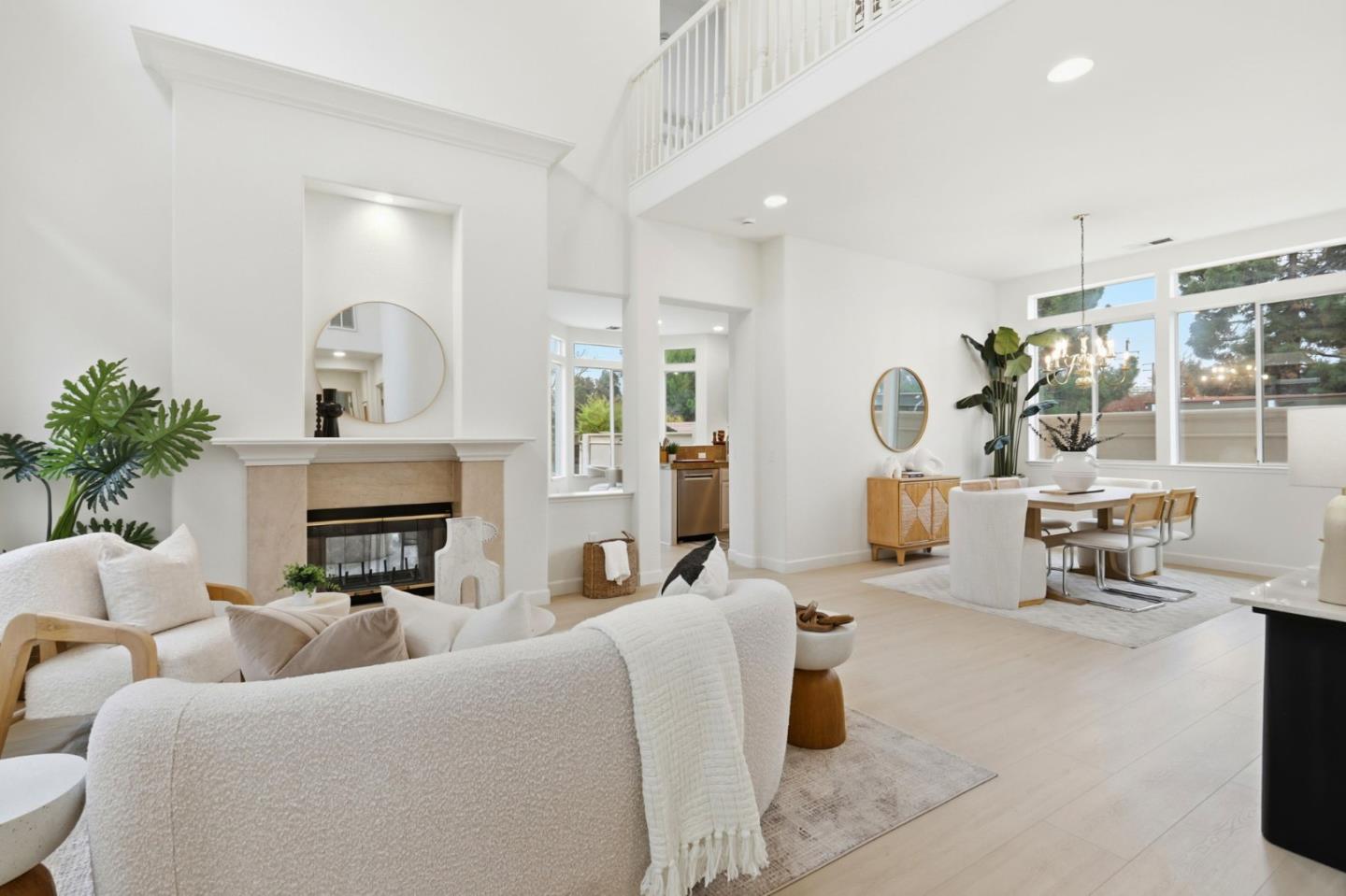 Detail Gallery Image 5 of 57 For 2077 Madan Ln, Santa Clara,  CA 95051 - 5 Beds | 3 Baths